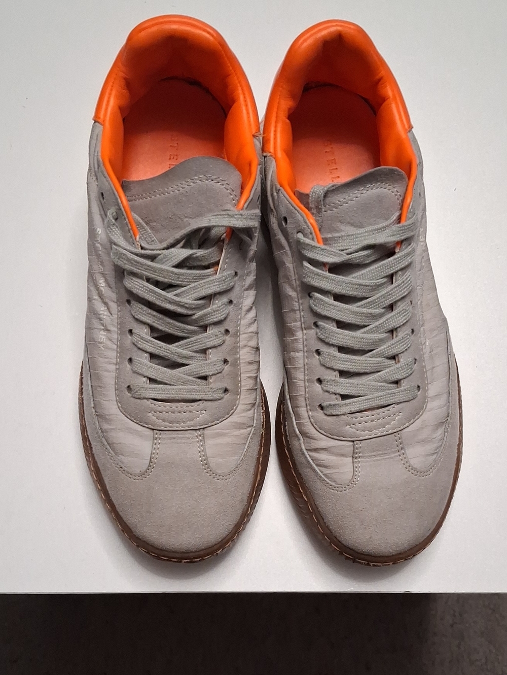 Stella McCartney Light Gray Sneakers with Bright Orange Interior